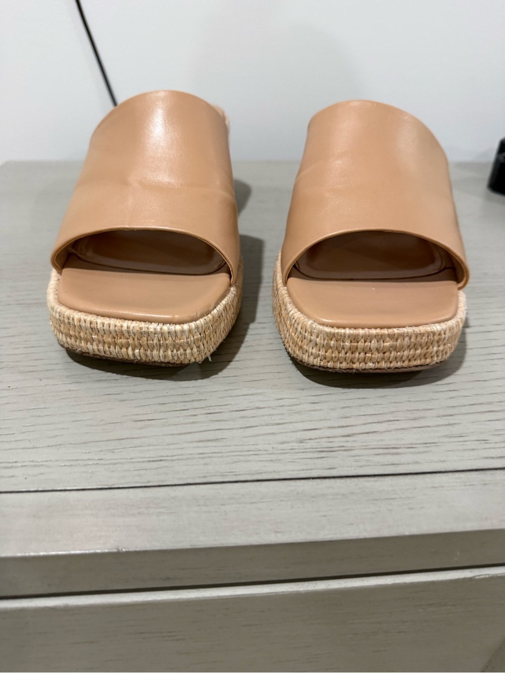 Raffia Block heel mule heel sandal
